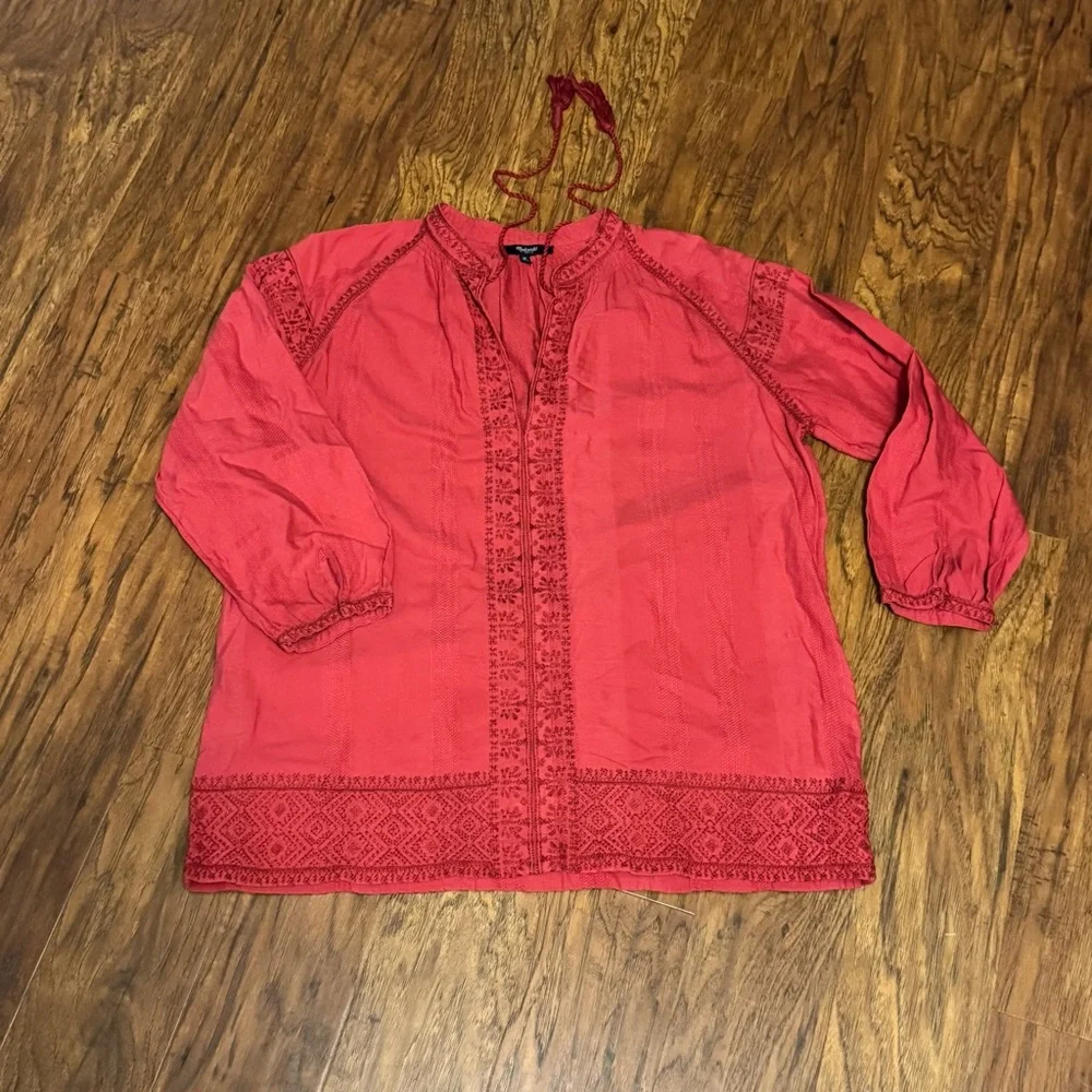 Madewell Red Embroidered Boho Blouse‎ Size Medium Long Sleeve Top - Picture 2 of 11